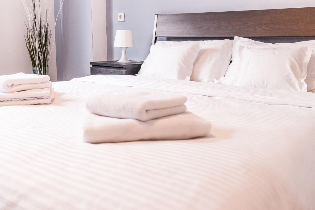 Grand Central Accommodation - Beldiman Bukarest Eksteriør billede
