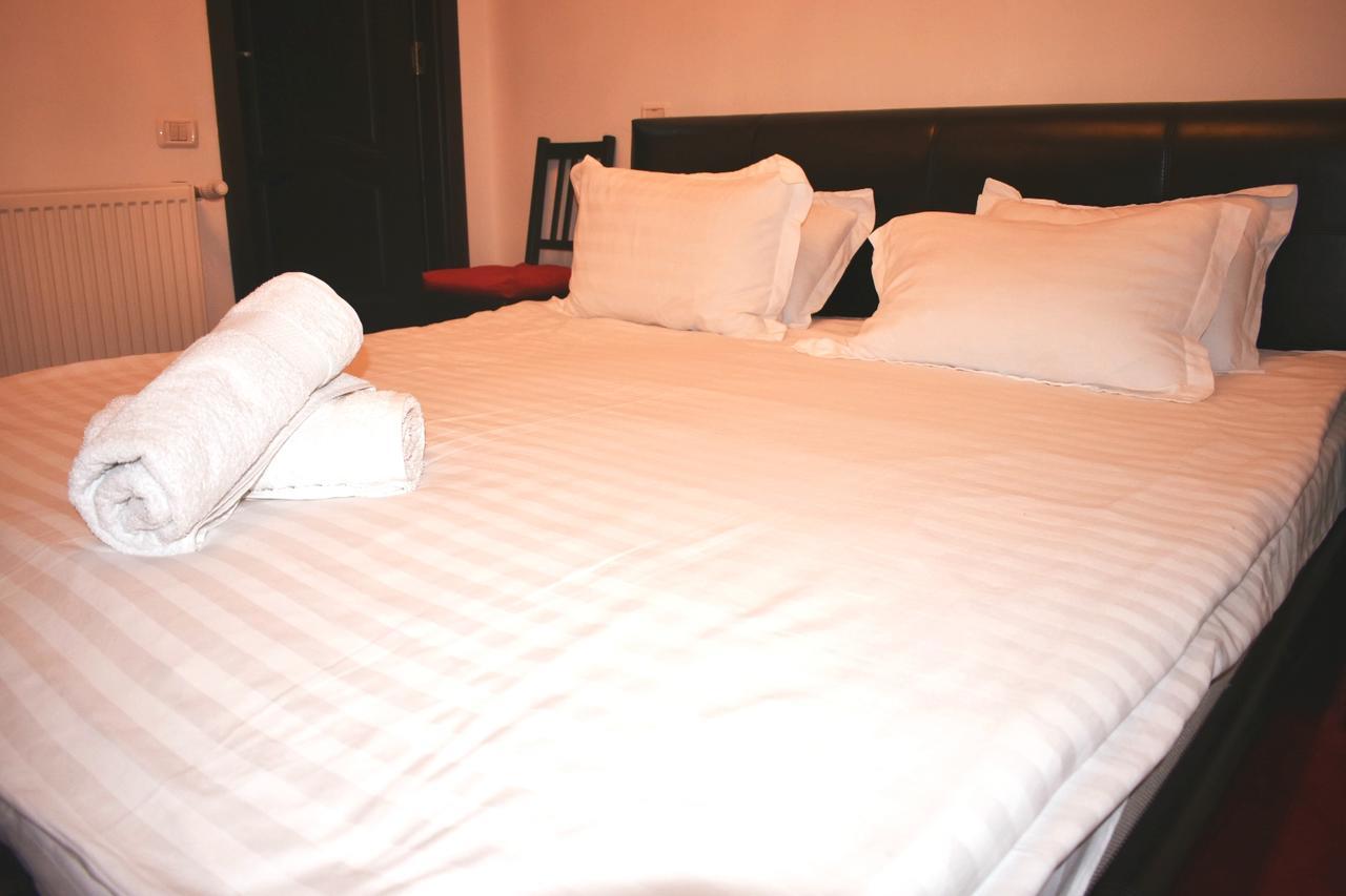 Grand Central Accommodation - Beldiman Bukarest Eksteriør billede