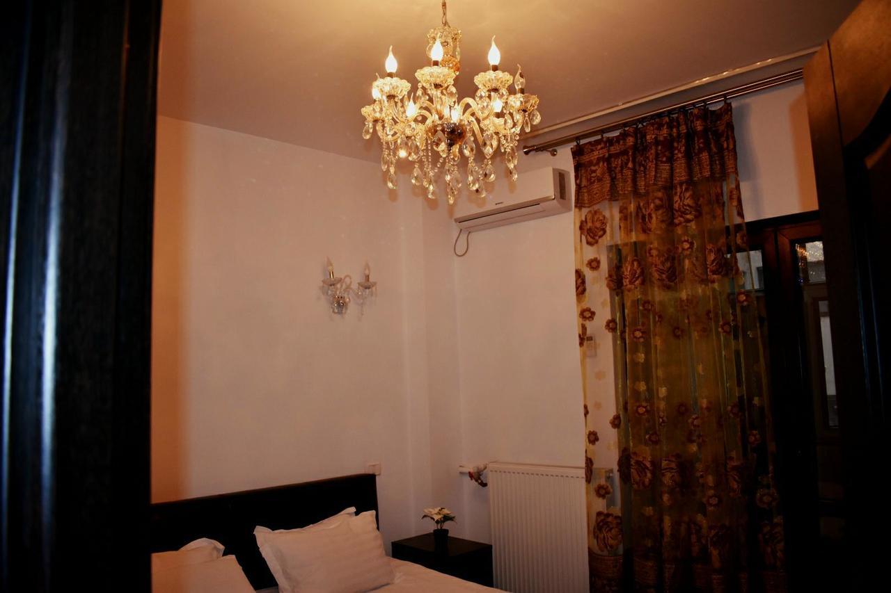 Grand Central Accommodation - Beldiman Bukarest Eksteriør billede